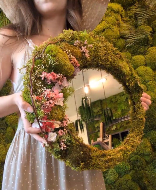 Mossy Moon Mirror- Moss & Floral Crescent Moon Workshop