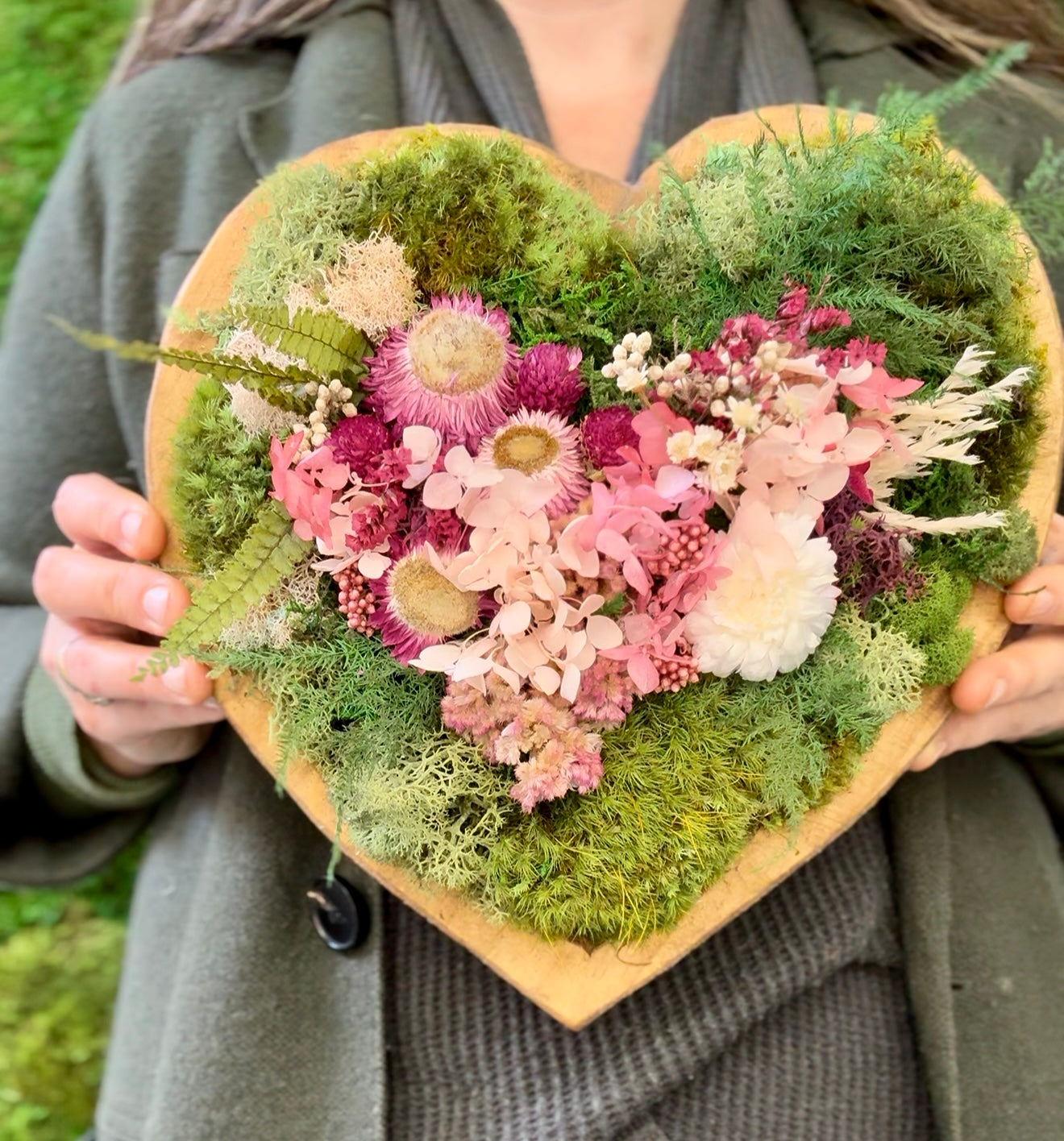 Create a Moss and Flower Heart Bowl: Valentine's Workshop with Preserved Botanicals